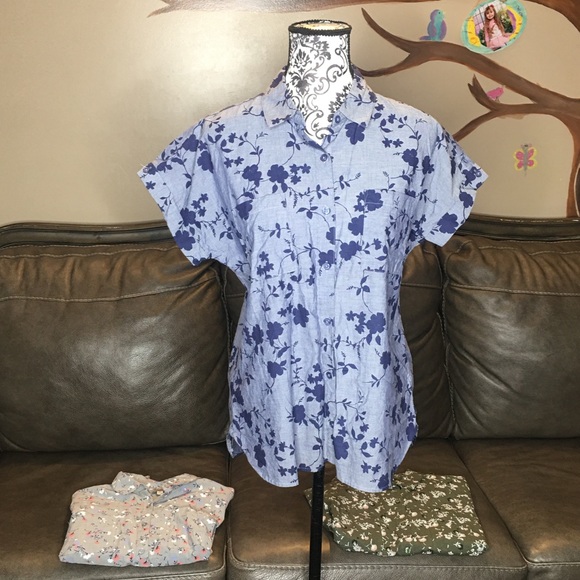 Shirt Bundle Of Three Shirts Womens 